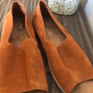 Ladies Toms Suede shoes